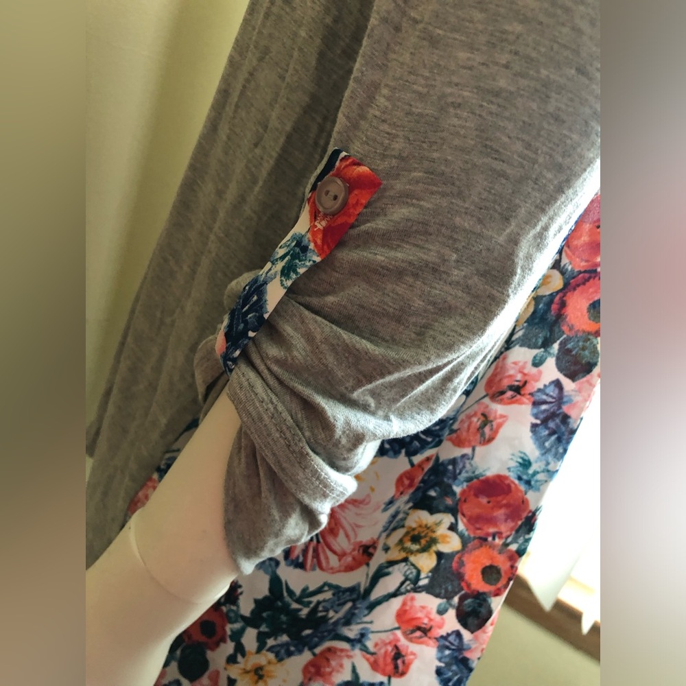 41 hawthorn (Stitch Fix) Dido Mixed Print Knit Top Long Sleeve